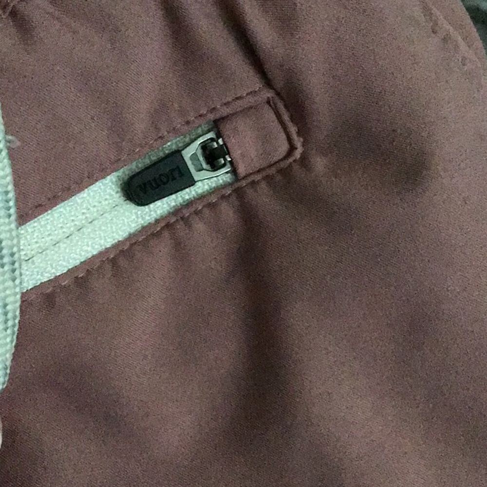 Vuori Clementine 4" Short 2.0 Mauve Pink Women’s Size small Athletic Lined - Picture 7 of 11